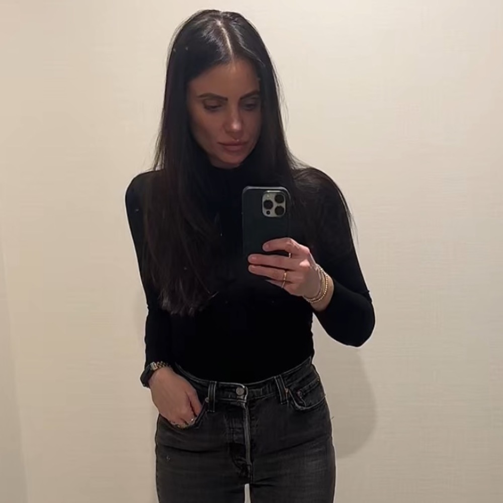 Meet your Posher, Lauren